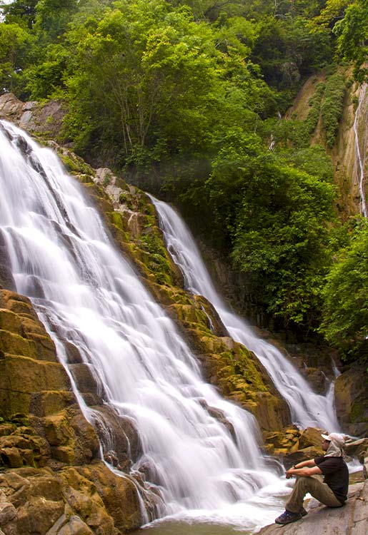 Catarata Tsomontonari