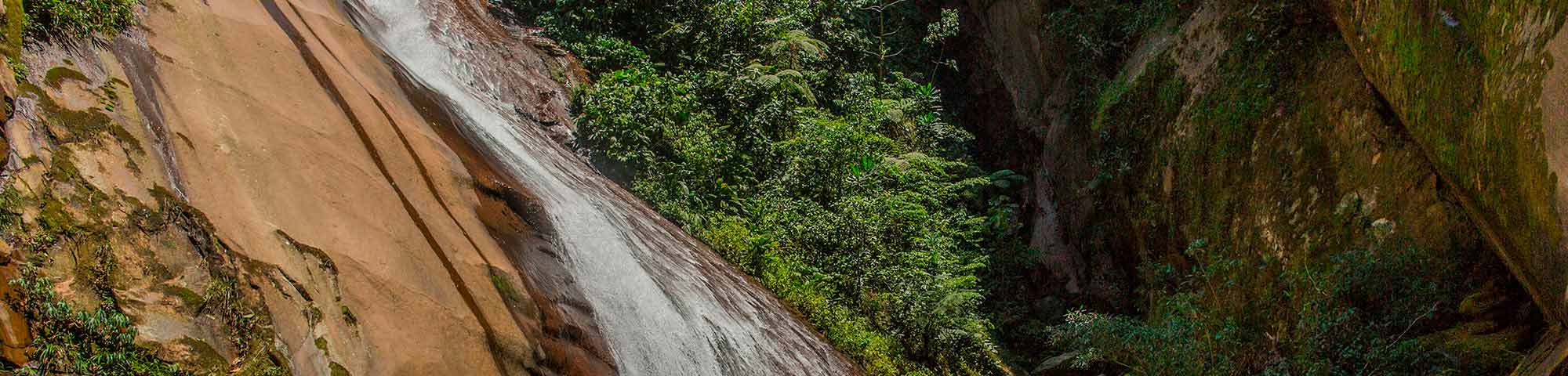 Catarata Velo de la Novia de Bayoz